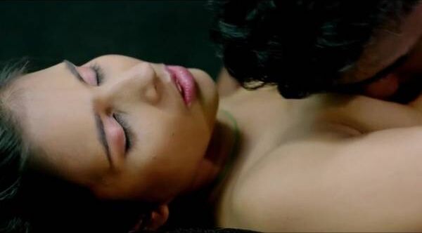 Innocent Mallu Assistant Maal Lets Cunning Boss Sex Her for Raise